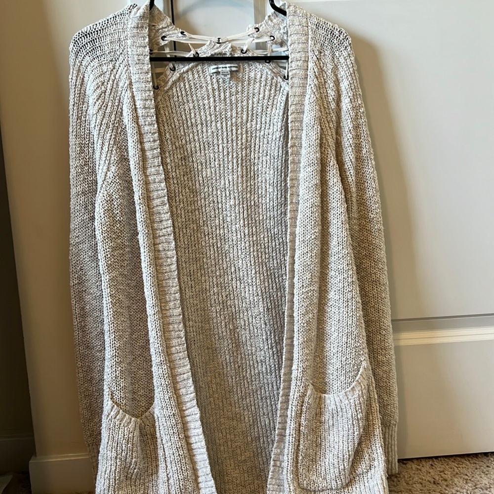 american eagle oatmeal cream white knit cardigan sweater size S
